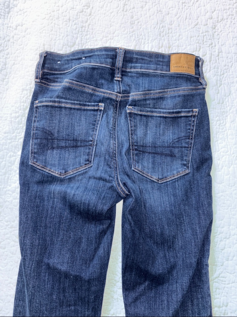 American Eagle Outfitters High-Rise Dark Blue Jeans - Picture 3 of 4